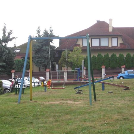 Apartament Pod Jasna Gora Częstochowa Екстериор снимка